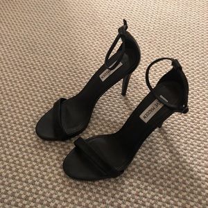 Steven Madden black heels
